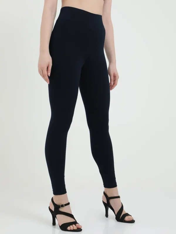 Black_Ankle_Length_Leggings_For_Women