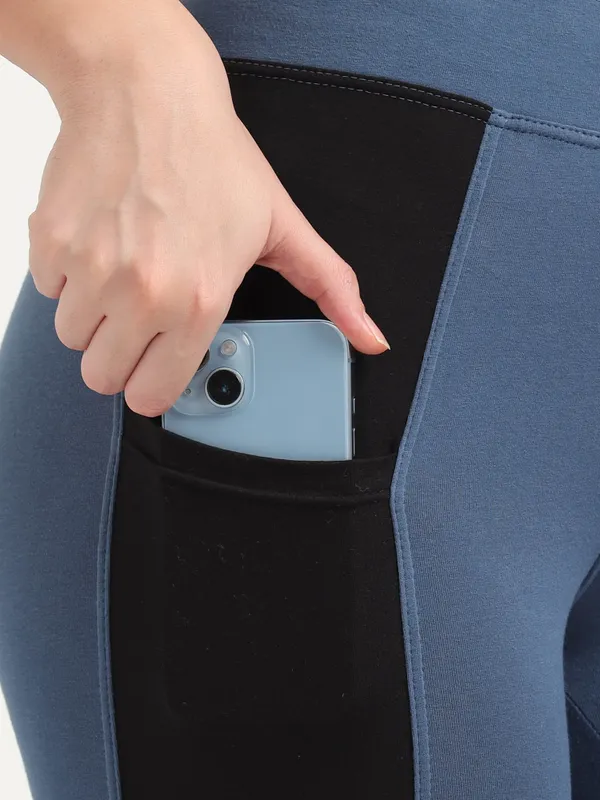 Indigo_&_Black_Contrast_Thigh_Ankle_Sports_Jegging_For_Women