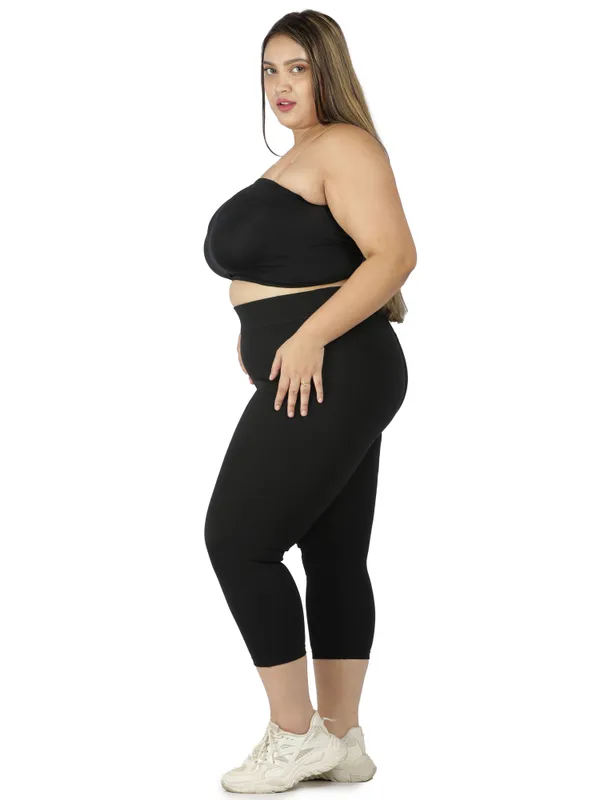 Black_Plus_Size_Tummy_Tucker_Capri_For_Women