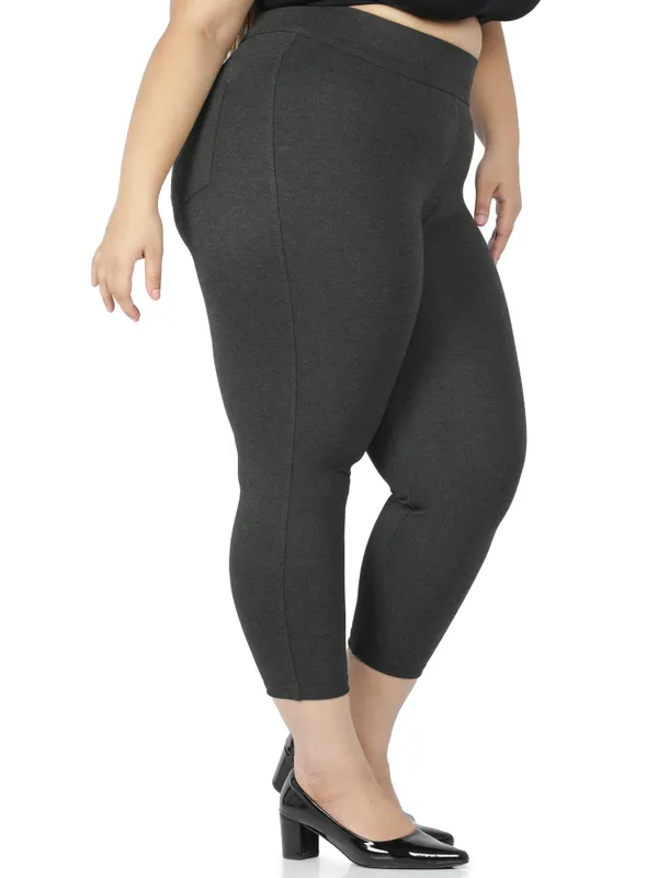 Charcoal_Plus_Size_Tummy_Tucker_Capri_For_Women