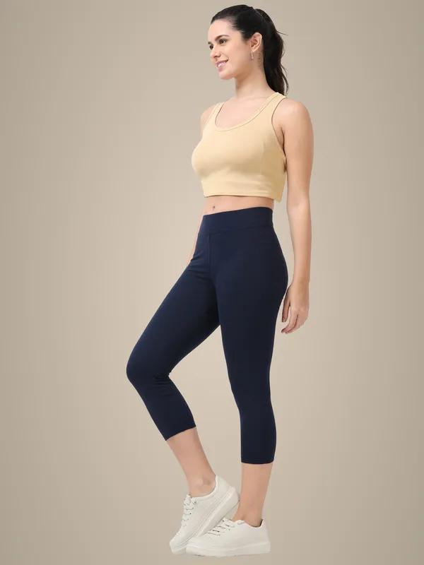 Navy_Cotton_Spandex_Capri_For_Women