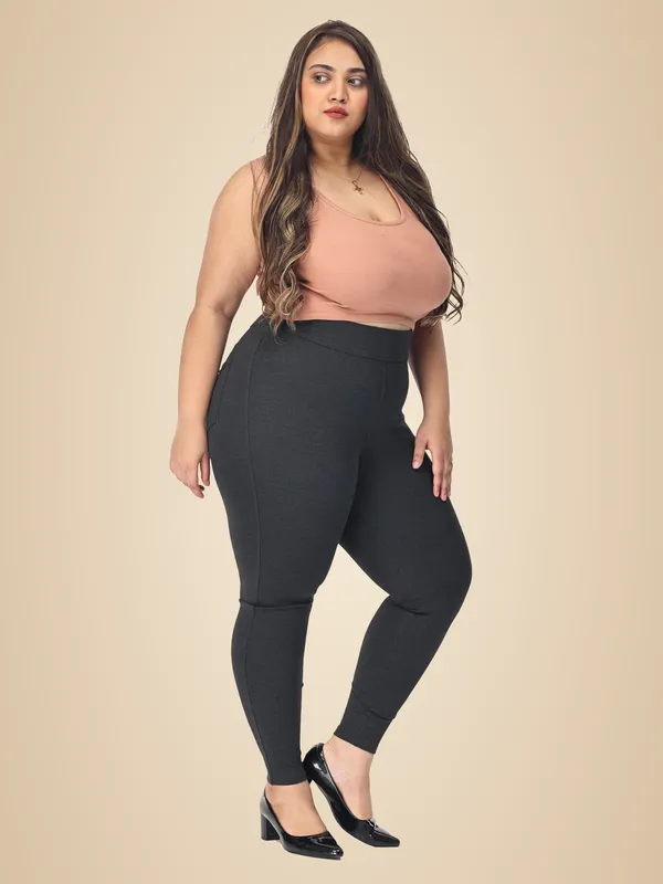 Charcoal_Plus_Size_Tummy_Tucker_Jegging_For_Women