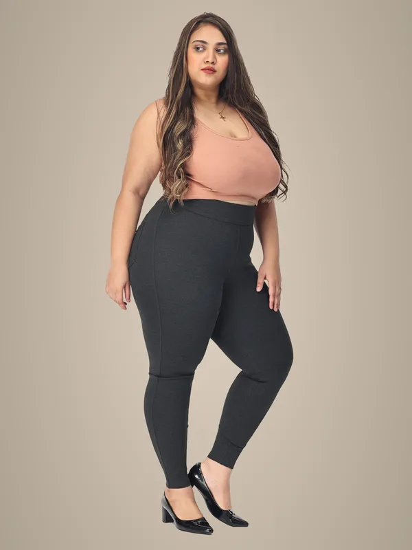 Charcoal_Plus_Size_Tummy_Tucker_Jegging_For_Women