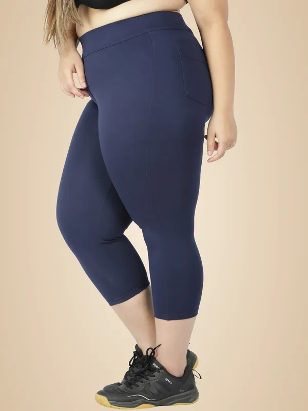 Navy_Plus_Size_Tummy_Tucker_Capri_For_Women