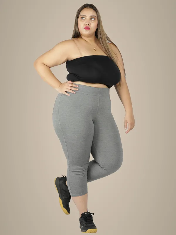 Grey_Plus_Size_Tummy_Tucker_Capri_For_Women