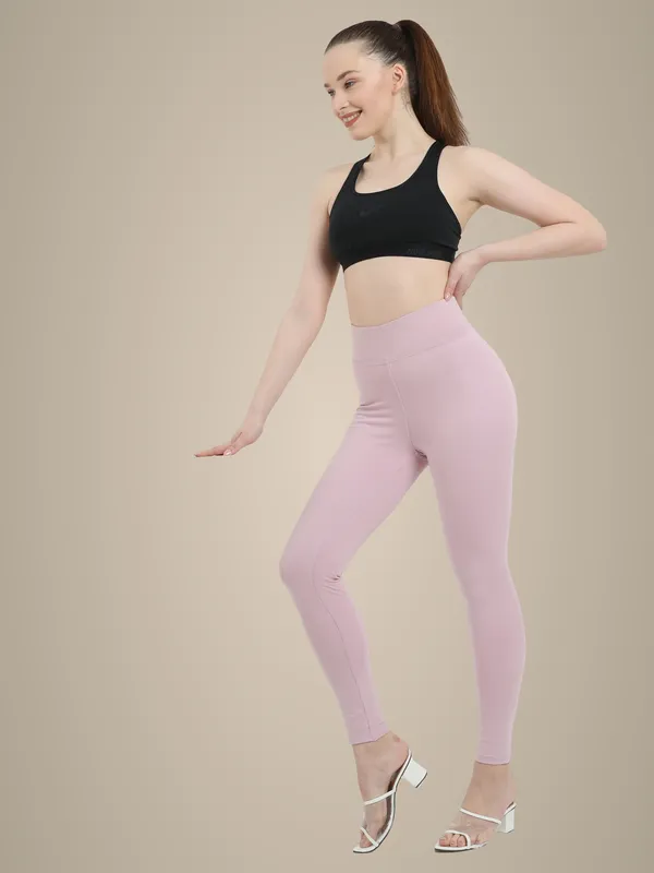 Peach_Plus_Size_Cotton_Spandex_Ankle_Leggings_For_Women