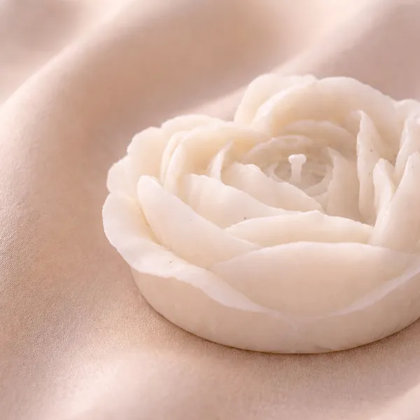White_Eternal_Love_Rose_Soya_Wax_Candle_For_Home_(Pack_Of_3_)