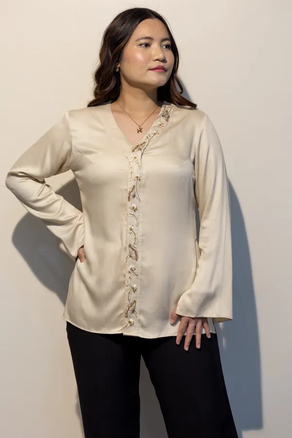 PAMELA_Off_White_&_Blue_Giza_Cotton_Premium_&_Elegant_Shirt_For_Women_(Pack_Of_2)