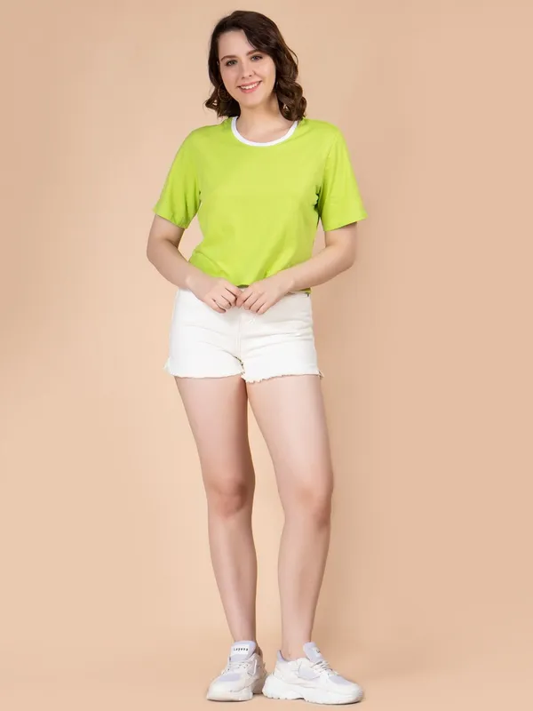 Green_Cotton_Round_Neck_Slim_Fit_Cotton_Casual_Crop_T-Shirt_For_Women