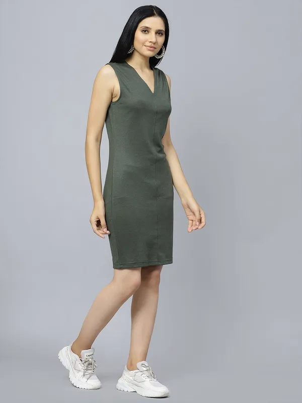 Olive_Cotton_V-Neck_Sleeveless_Cotton_Sheath_Dress_For_Women