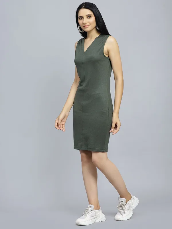 Olive_Cotton_V-Neck_Sleeveless_Cotton_Sheath_Dress_For_Women