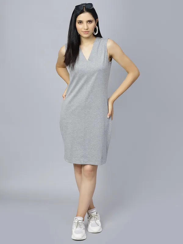 Grey_Cotton_Grey_V-Neck_Sheath_Dress_For_Women