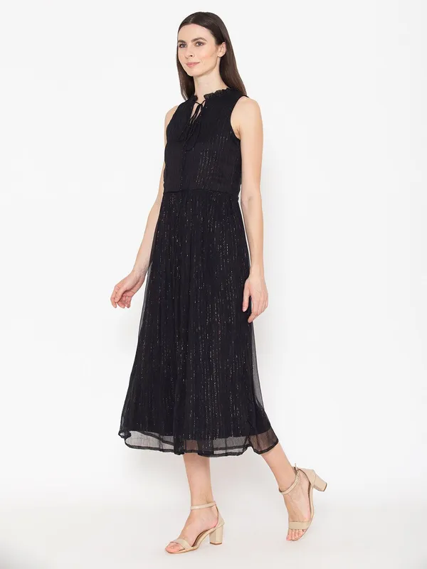 Black_Cotton_Tie-Up_Neck_A-Line_Dress_For_Women