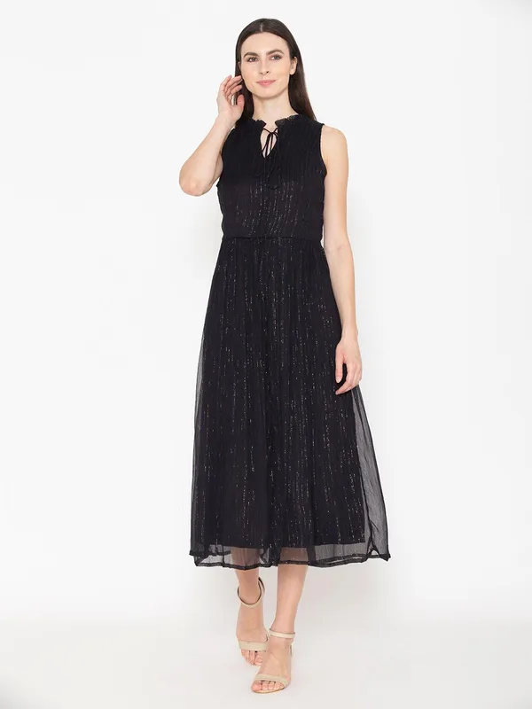 Black_Cotton_Tie-Up_Neck_A-Line_Dress_For_Women