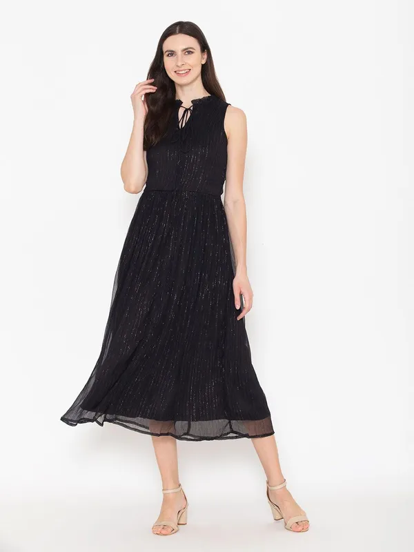 Black_Cotton_Tie-Up_Neck_A-Line_Dress_For_Women