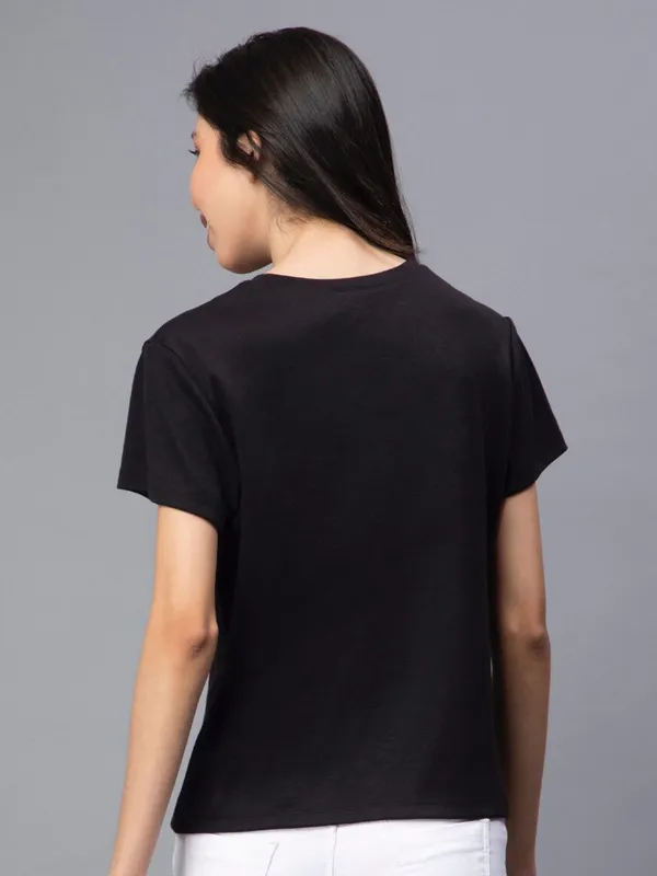 Black_Cotton_V-Neck_Slim_Fit_Cotton_T-Shirt_For_Women