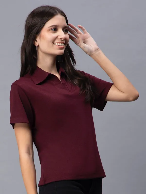Maroon_Cotton_Polo_Collar_Slim_Fit_Cotton_T-Shirt_For_Women