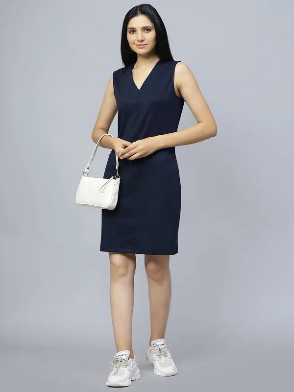 Blue_Cotton_V-Neck_Cotton_Sheath_Dress_For_Women