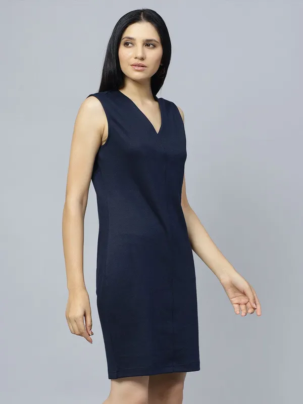 Blue_Cotton_V-Neck_Cotton_Sheath_Dress_For_Women