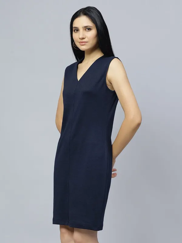 Blue_Cotton_V-Neck_Cotton_Sheath_Dress_For_Women