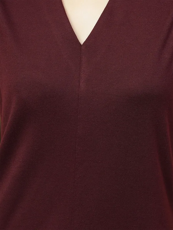 Maroon_Cotton_Maroon_V-Neck_Sheath_Dress_For_Women