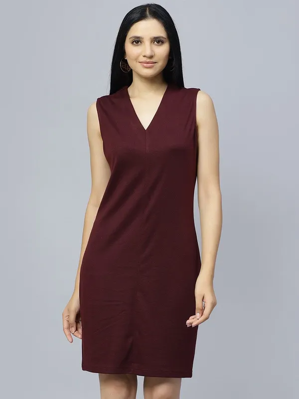 Maroon_Cotton_Maroon_V-Neck_Sheath_Dress_For_Women