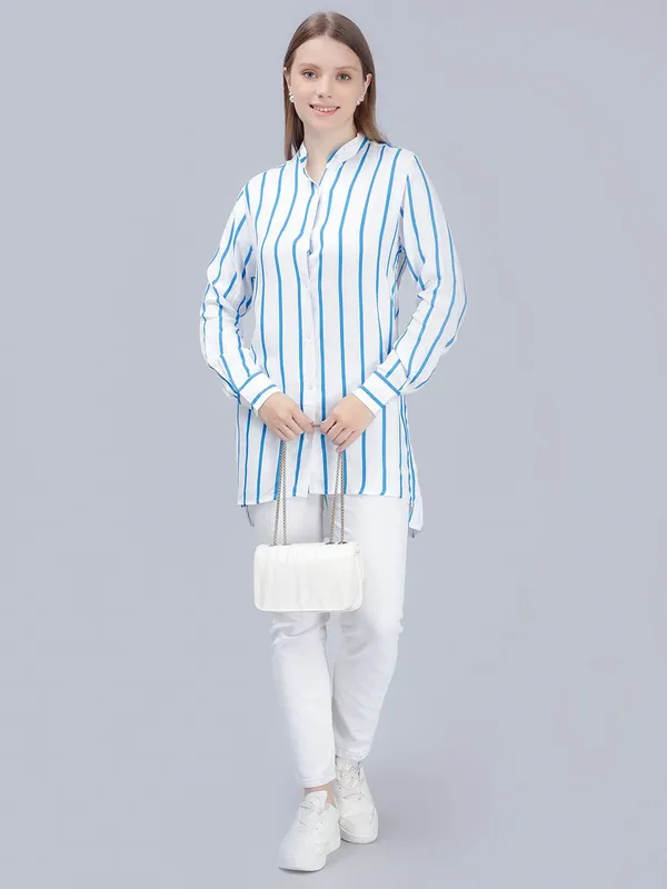 Blue_Cotton_Comfort_Vertical_Striped_Longline_Shirt_For_Women