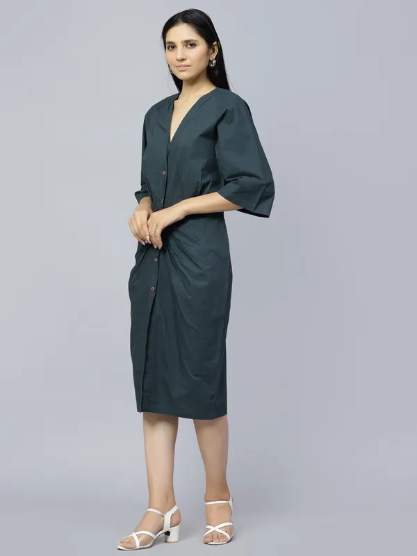 Blue_Cotton_V-Neck_Sheath_Midi_Dress_For_Women