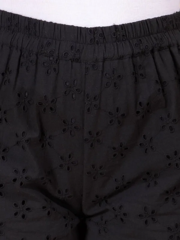 Black_Cotton_Women_Outdoor_Cotton_Shorts_For_Women