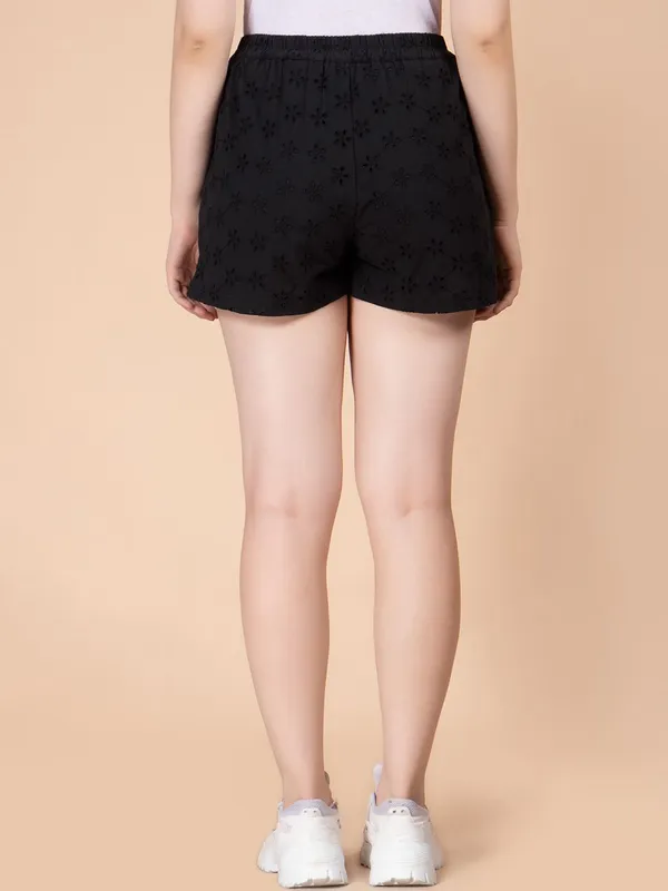Black_Cotton_Women_Outdoor_Cotton_Shorts_For_Women