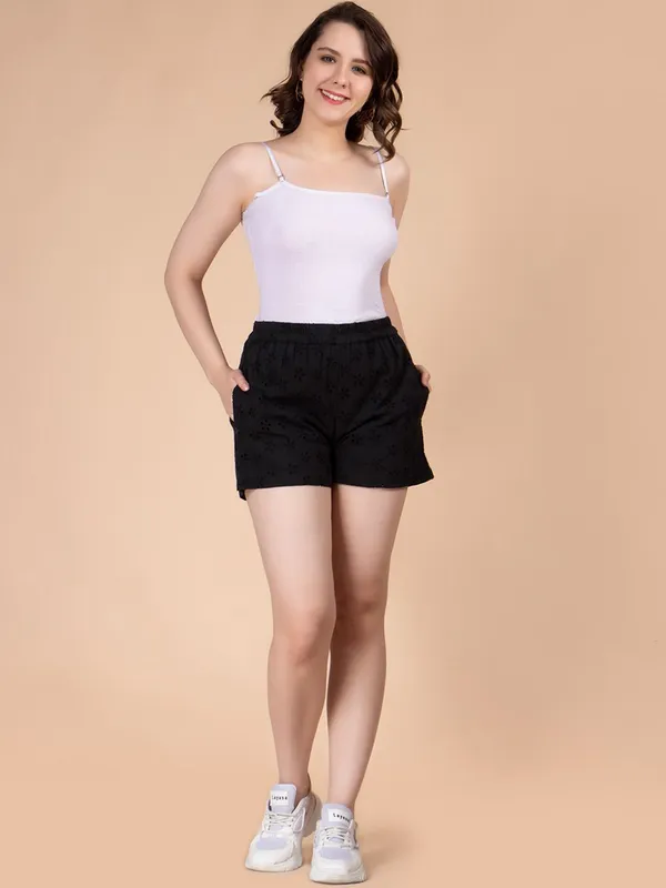 Black_Cotton_Women_Outdoor_Cotton_Shorts_For_Women