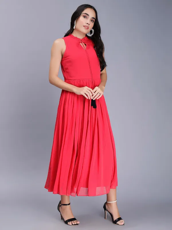 Red_Cotton_Tie-Up_Neck_Maxi_Dress_For_Women