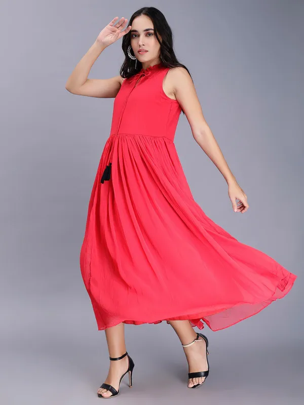Red_Cotton_Tie-Up_Neck_Maxi_Dress_For_Women