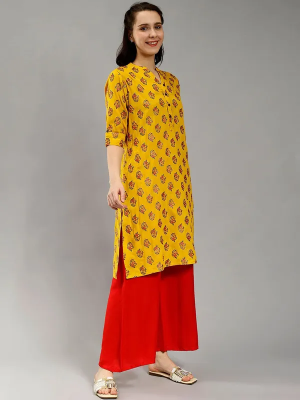 Mustard_Cotton_Ethnic_Motifs_Printed_Mandarin_Collar_Cotton_Straight_Kurta_For_Women