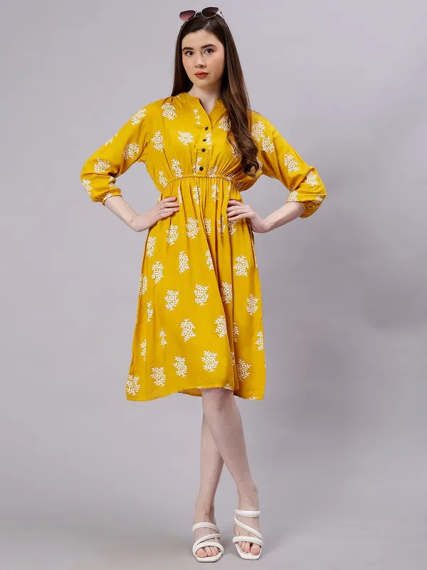 Yellow_Cotton_Floral_Print_Cotton_Fit_&_Flare_Dress_For_Women