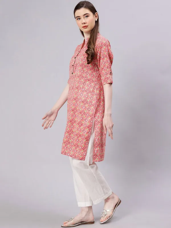 Peach_Cotton_Ethnic_Motifs_Roll-Up_Sleeves_Mandarin_Collar_Cotton_Straight_Kurta_For_Women