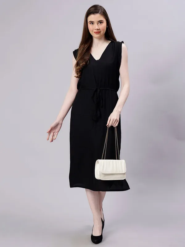 Black_Cotton_V-Neck_A-Line_Midi_Dress_For_Women