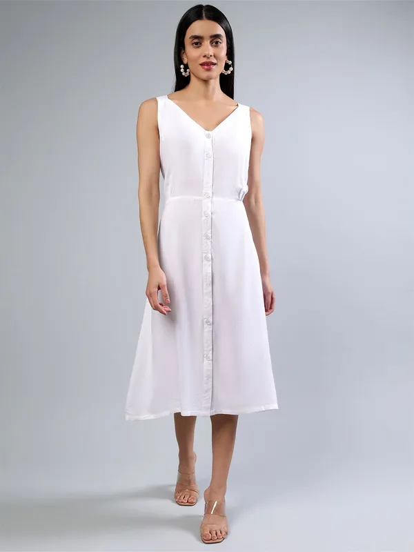 White_Cotton_Women_Cotton_V-Neck_Sleeveless_A-Line_Midi_Dress_For_Women
