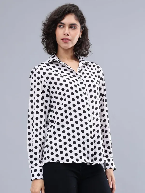 Black_Cotton_Women_Classic_Slim_Fit_Opaque_Printed_Casual_Shirt_For_Women