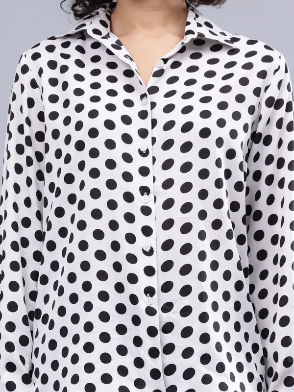 Black_Cotton_Women_Classic_Slim_Fit_Opaque_Printed_Casual_Shirt_For_Women
