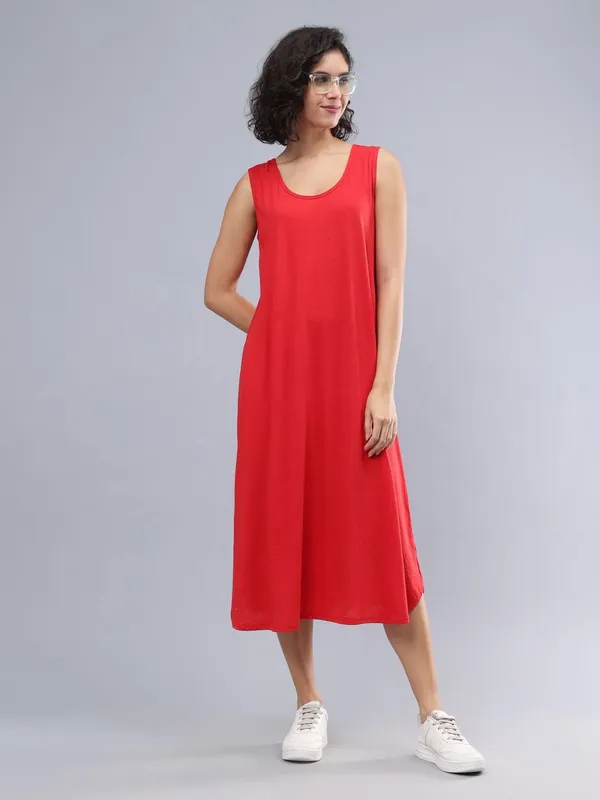 Red_Cotton_Cotton_Round_Neck_Midi_Dress_For_Women