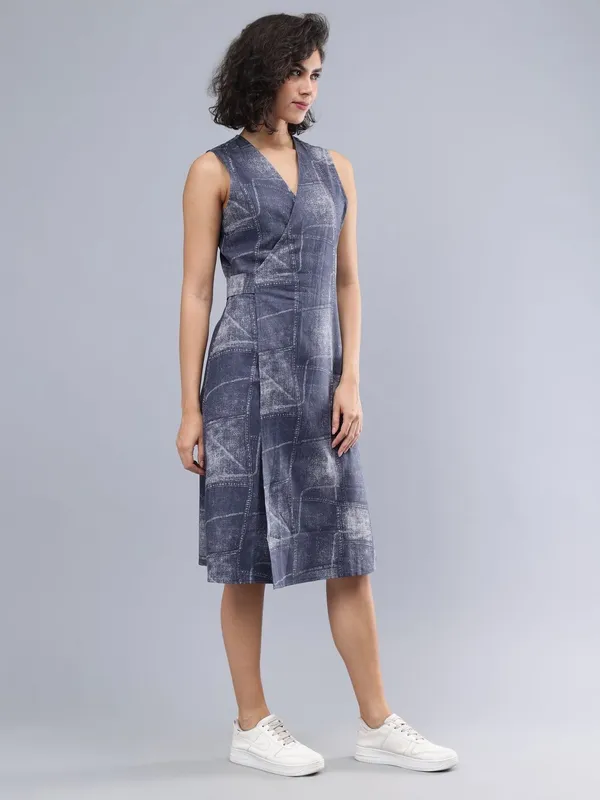 Blue_Cotton_Women_V-Neck_Sleeveless_Cotton_Wrap_Dress_For_Women