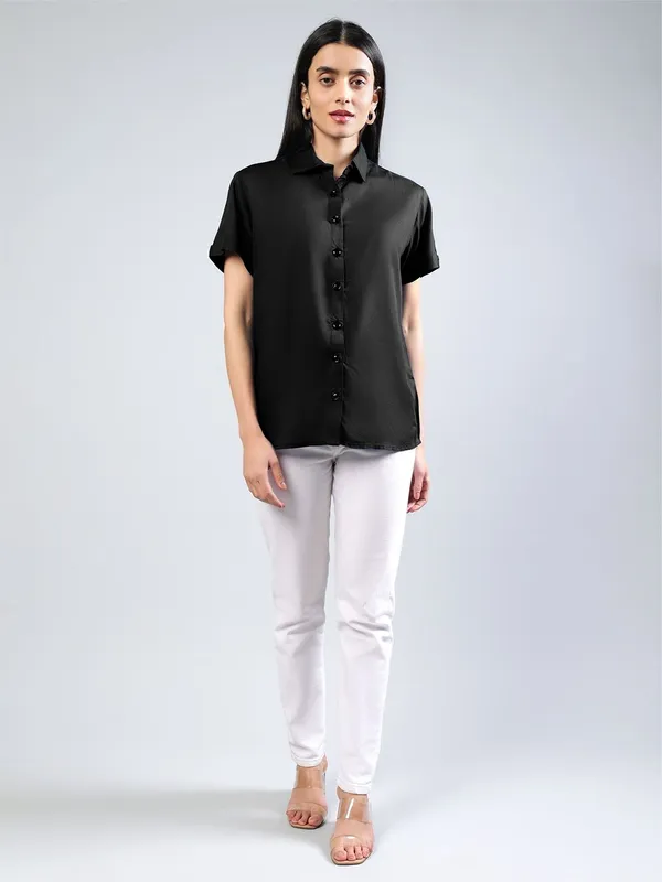 Black_Cotton_Women_Classic_Slim_Fit_Casual_Shirt_For_Women