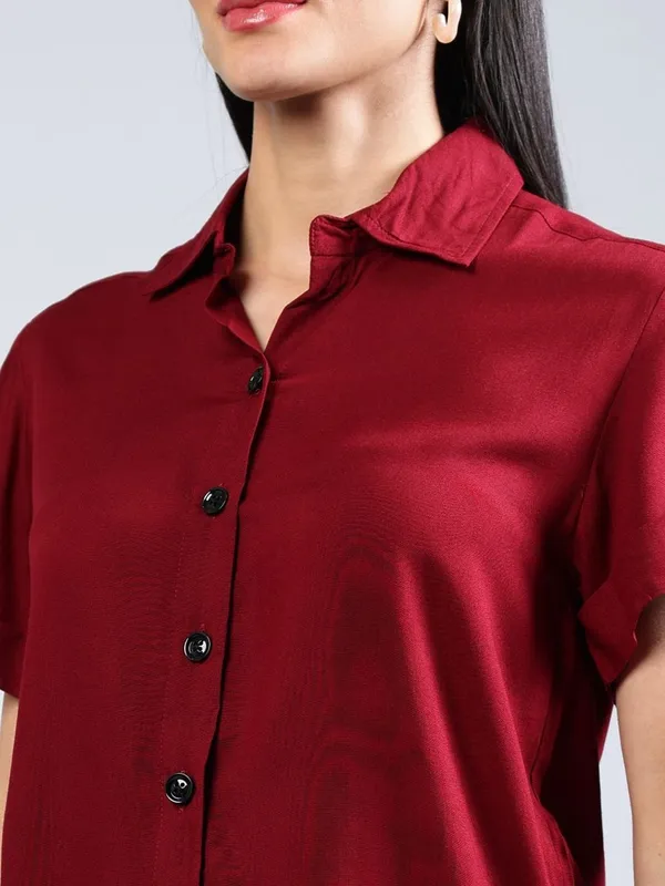 Maroon_Cotton_Women_Classic_Slim_Fit_Casual_Shirt_For_Women