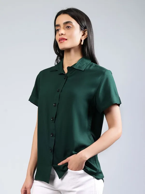 Green_Cotton_Women_Classic_Slim_Fit_Casual_Shirt_For_Women
