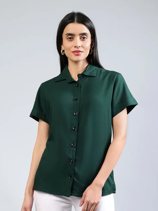 Green_Cotton_Women_Classic_Slim_Fit_Casual_Shirt_For_Women
