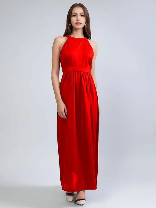 Red_Cotton_Women_Round_Neck_Fit_And_Flare_Tie-Ups_Detail_Maxi_Dress_For_Women