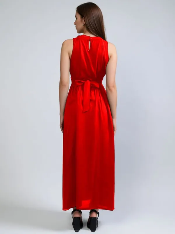 Red_Cotton_Women_Round_Neck_Fit_And_Flare_Tie-Ups_Detail_Maxi_Dress_For_Women