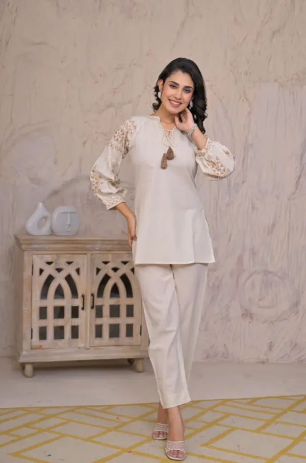 Nyra_Off_White_Cotton_Premium_Co-Ord_Set_For_Women