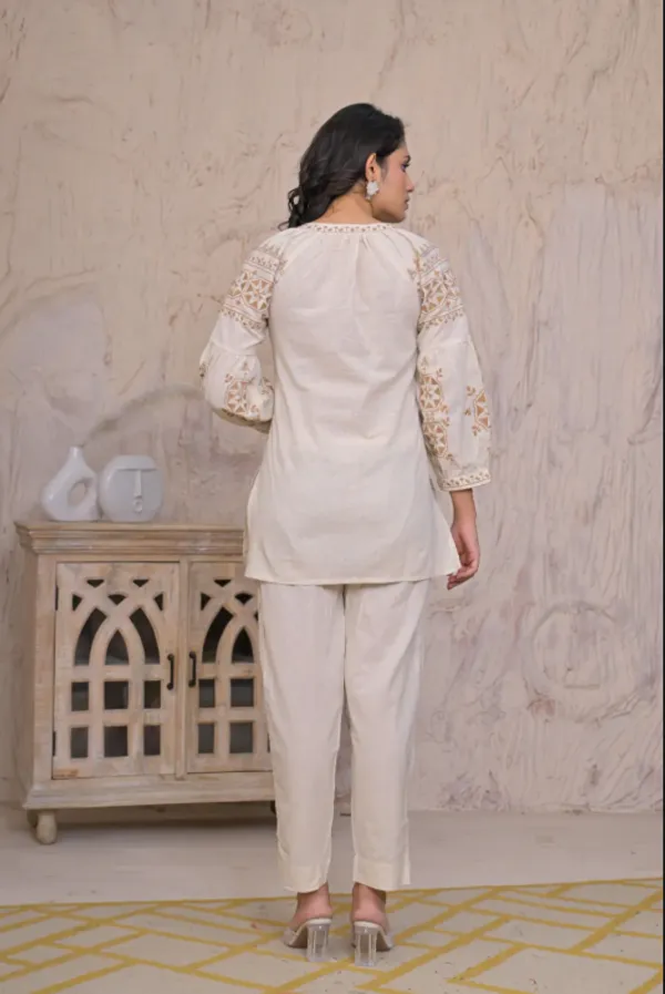 Nyra_Off_White_Cotton_Premium_Co-Ord_Set_For_Women